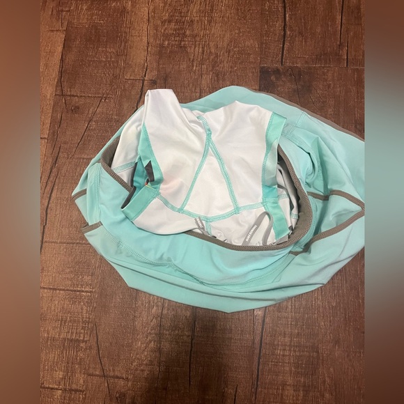 Nike Dri-FIT Gray and Aqua Athletic Skort Size S - Picture 5 of 9